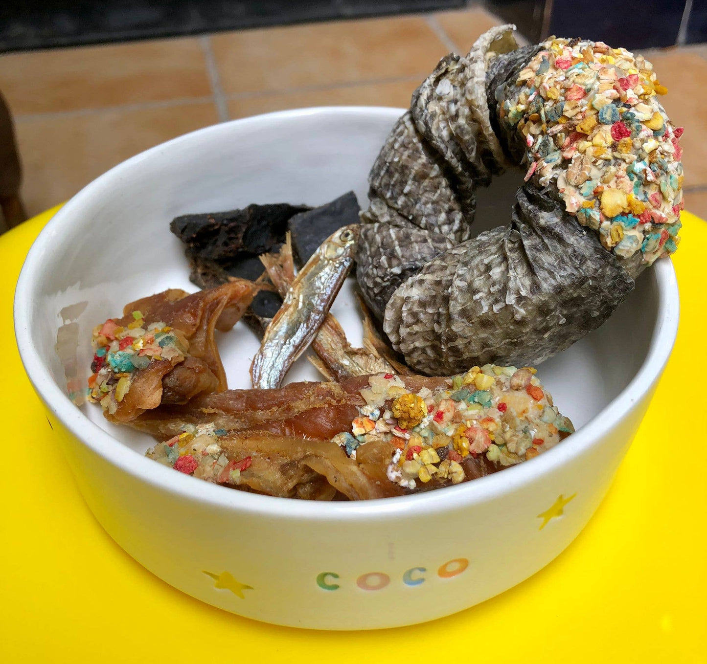 Candy Crush-paket – lufttorkade kött- och fiskgodisar med dogfetti 200 g